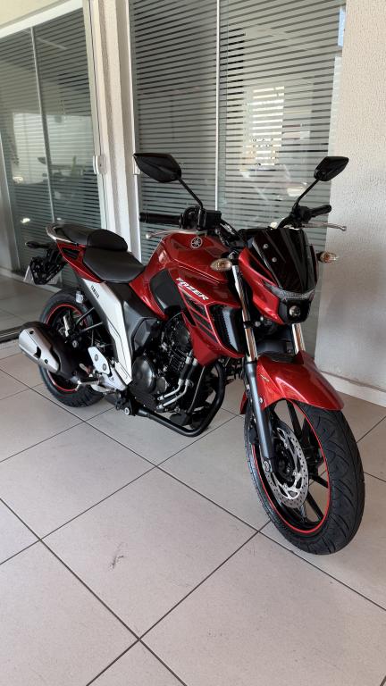 YAMAHA FZ 25 250 Fazer Flex - Foto