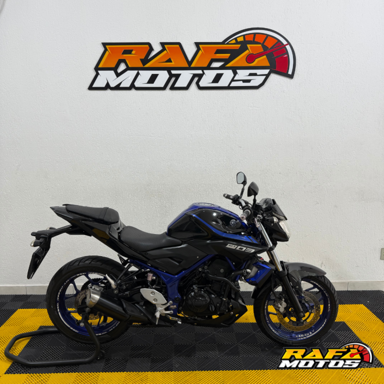 YAMAHA MT-03 300 - Foto