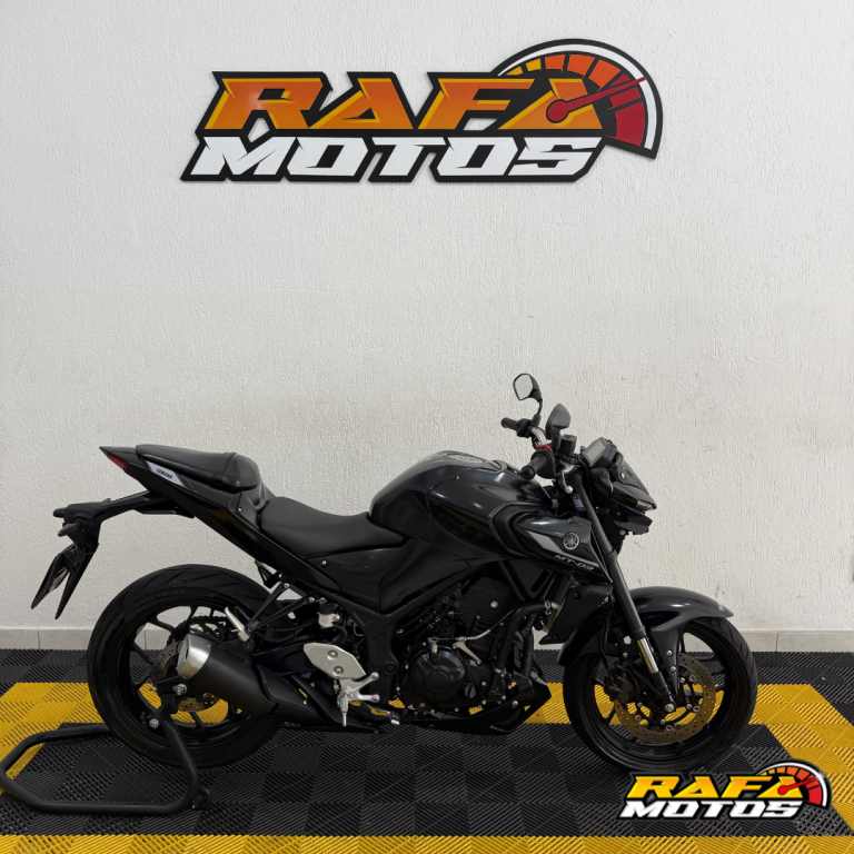 YAMAHA MT-03 300 - Foto