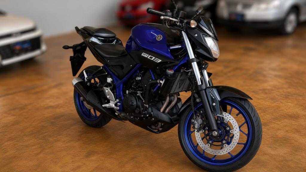 YAMAHA MT-03 300 - Foto