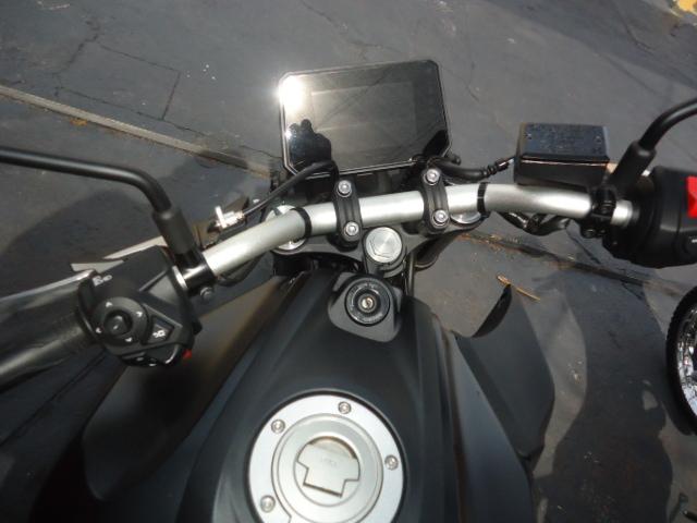 YAMAHA MT-07 700 - Foto