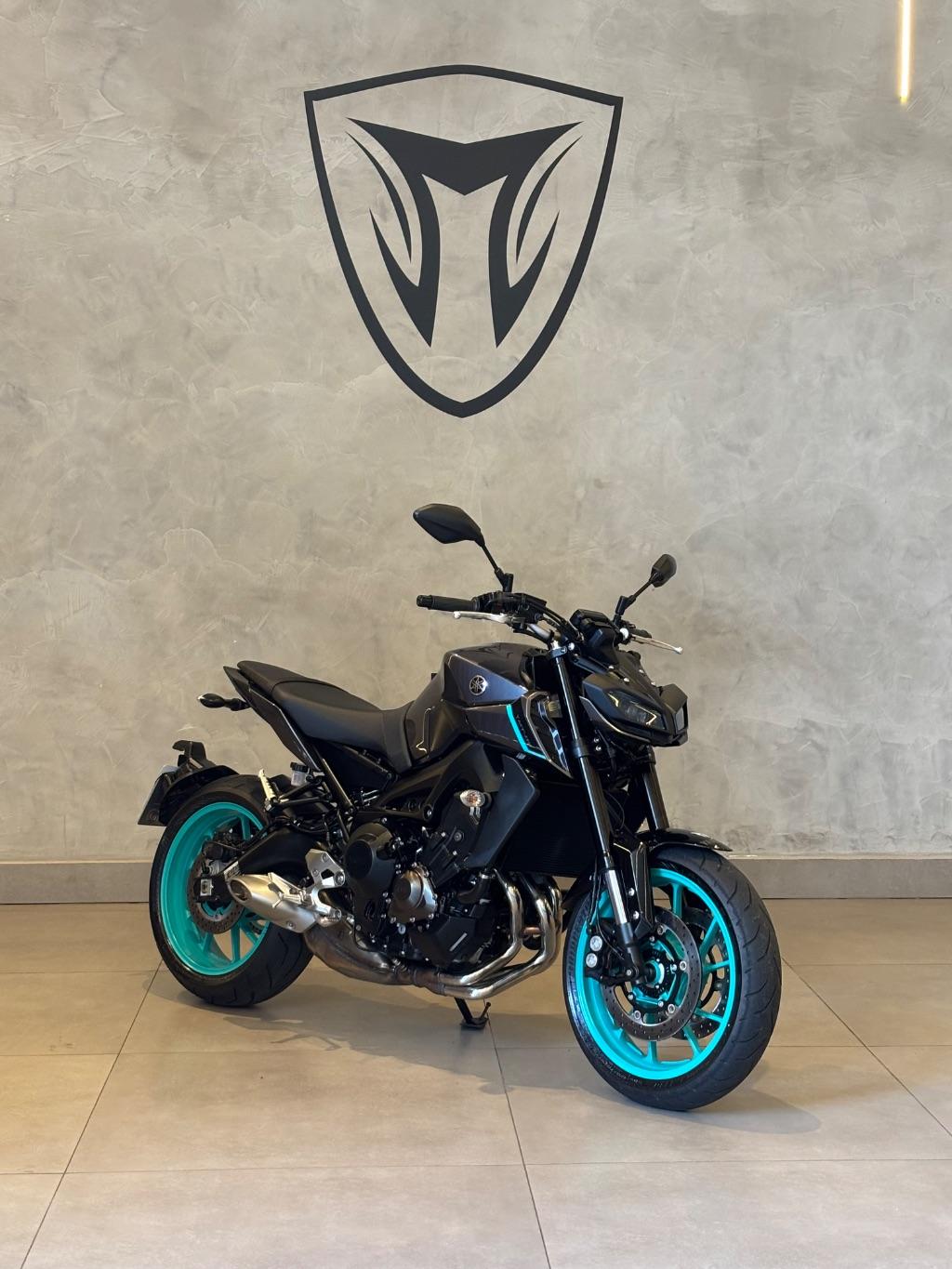 YAMAHA MT-09 850