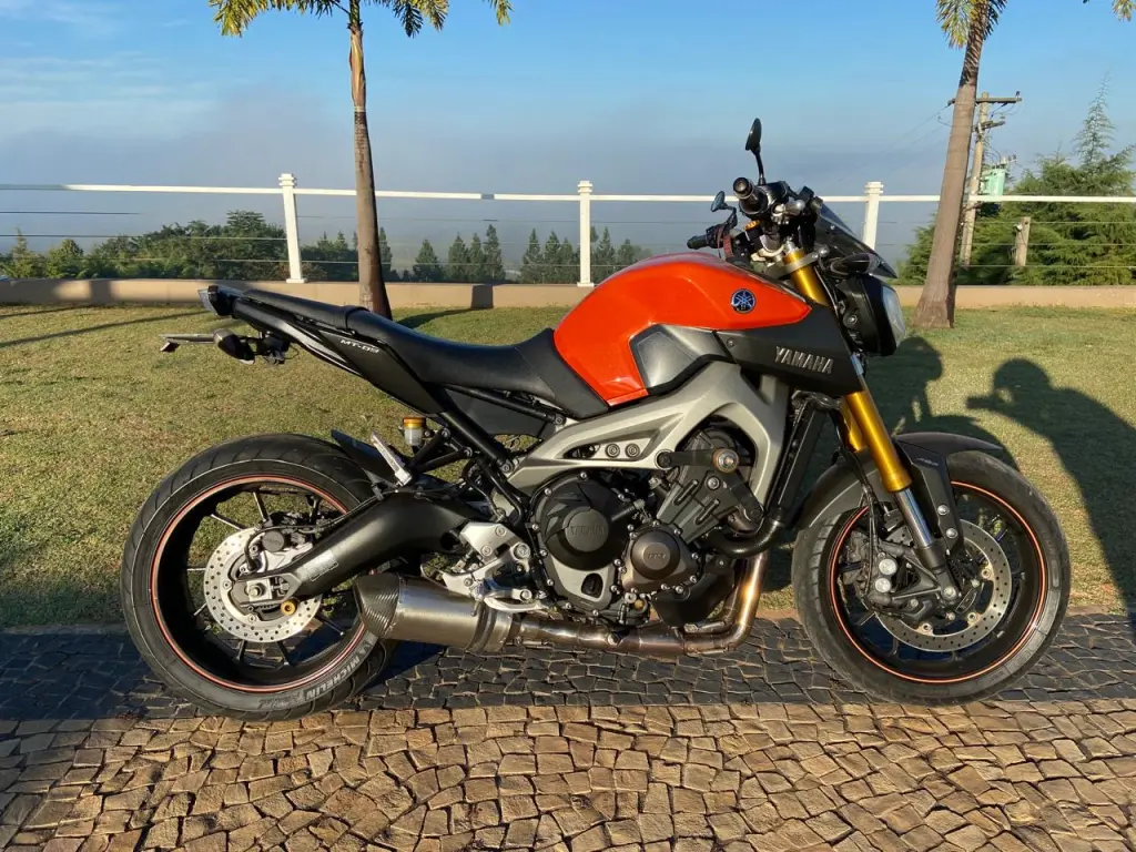 YAMAHA MT-09 850