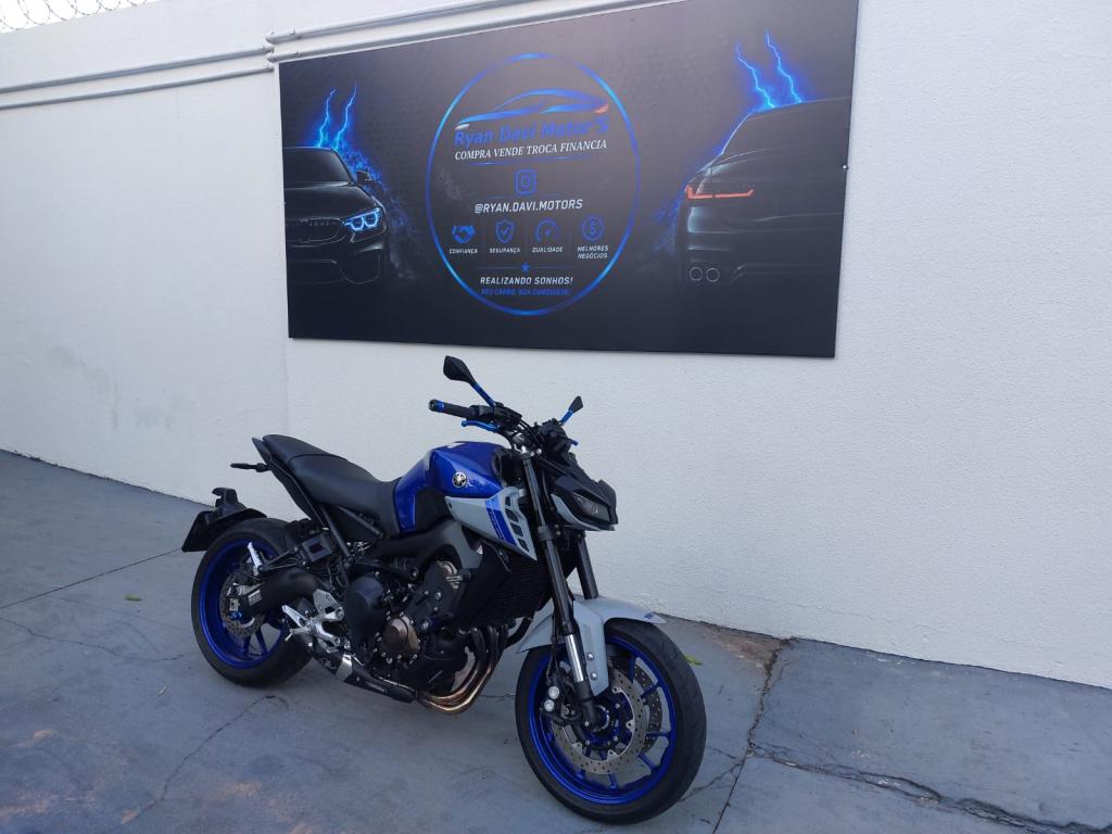 YAMAHA MT-09 850
