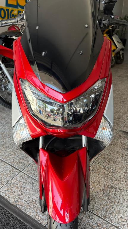 YAMAHA NMax 160 - Foto