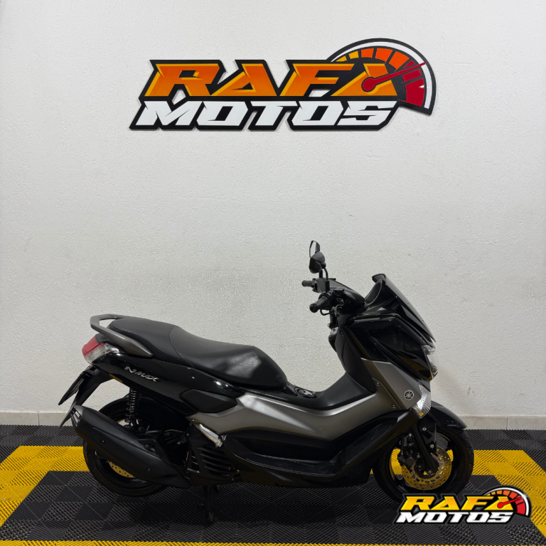YAMAHA NMax 160 - Foto