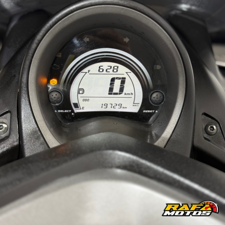 YAMAHA NMax 160 - Foto