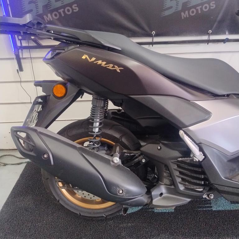 YAMAHA NMax 160 - Foto