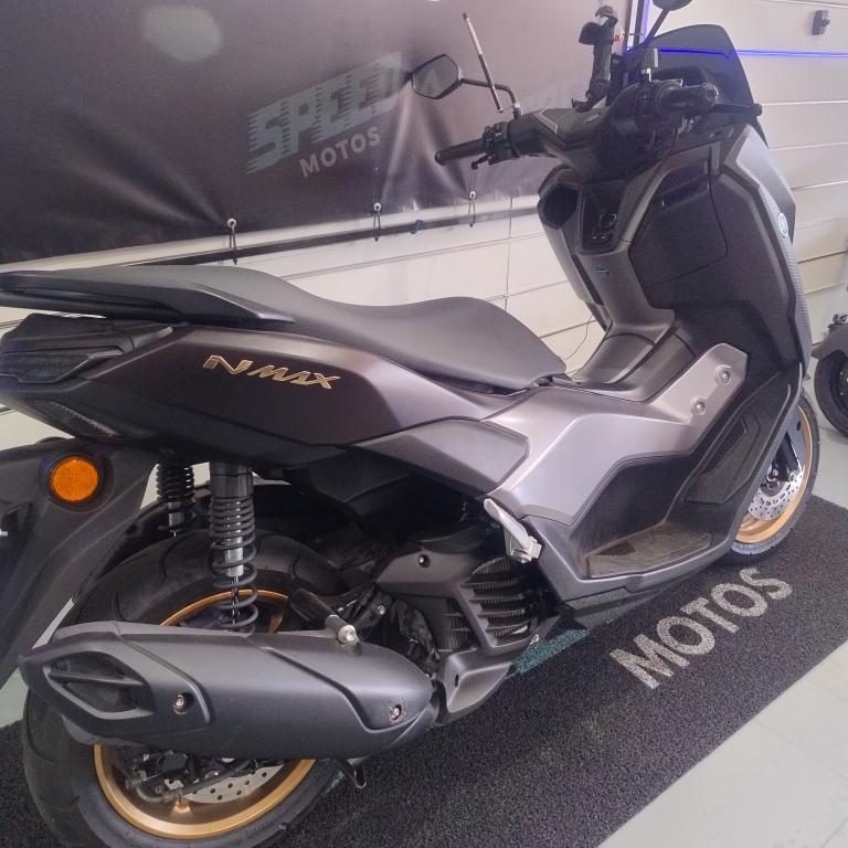 YAMAHA NMax 160 - Foto