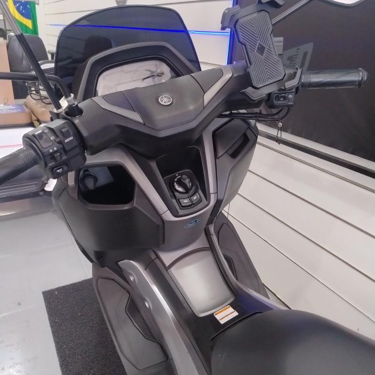 YAMAHA NMax 160 - Foto