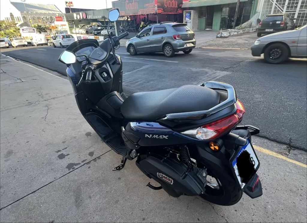 YAMAHA NMax 160 - Foto