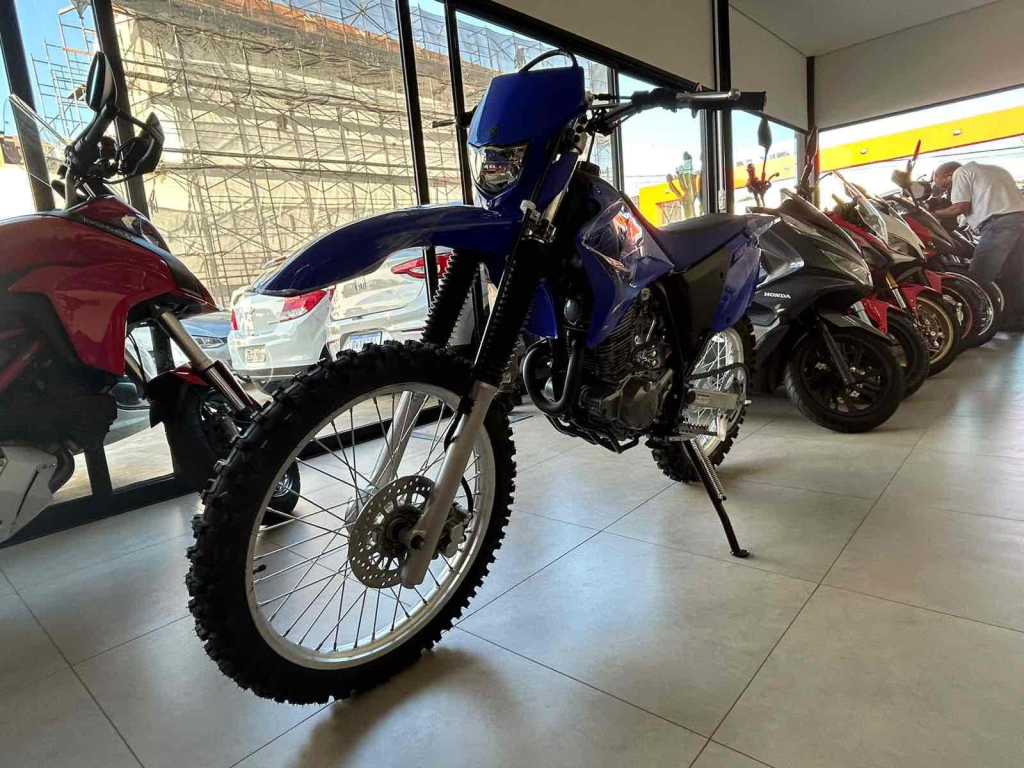 YAMAHA TTR 230 - Foto