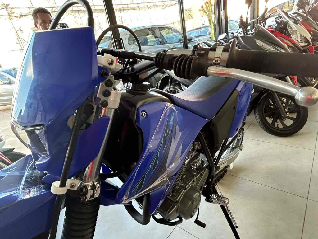 YAMAHA TTR 230 - Foto