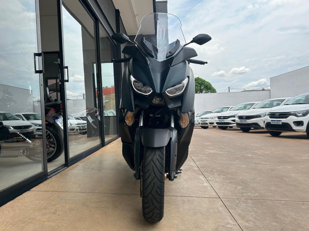 YAMAHA Xmax 250 - Foto