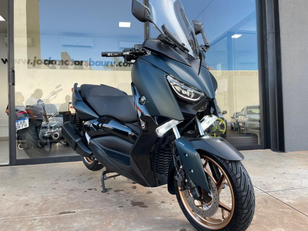 YAMAHA Xmax 250 - Foto