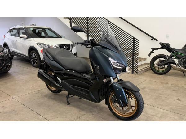 YAMAHA XMax 250 - Foto