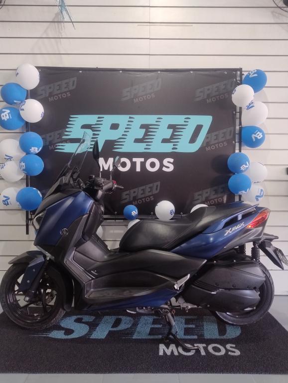 YAMAHA XMax 250 - Foto