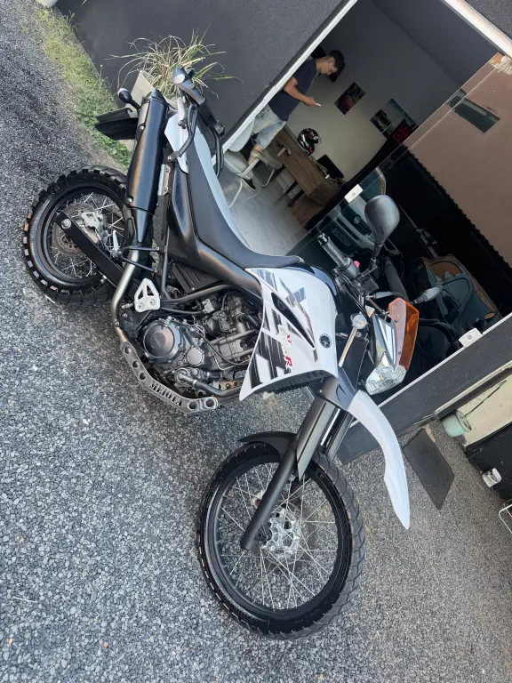 YAMAHA XT 660 R - Foto