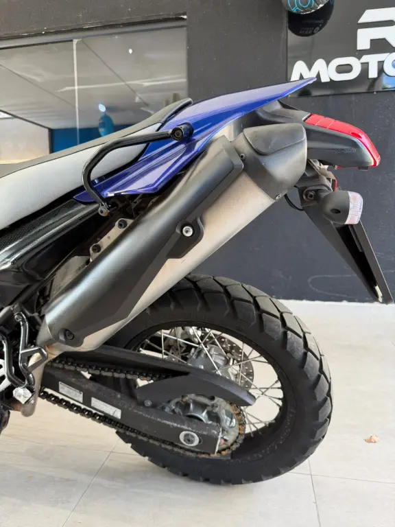 YAMAHA XT 660 R - Foto