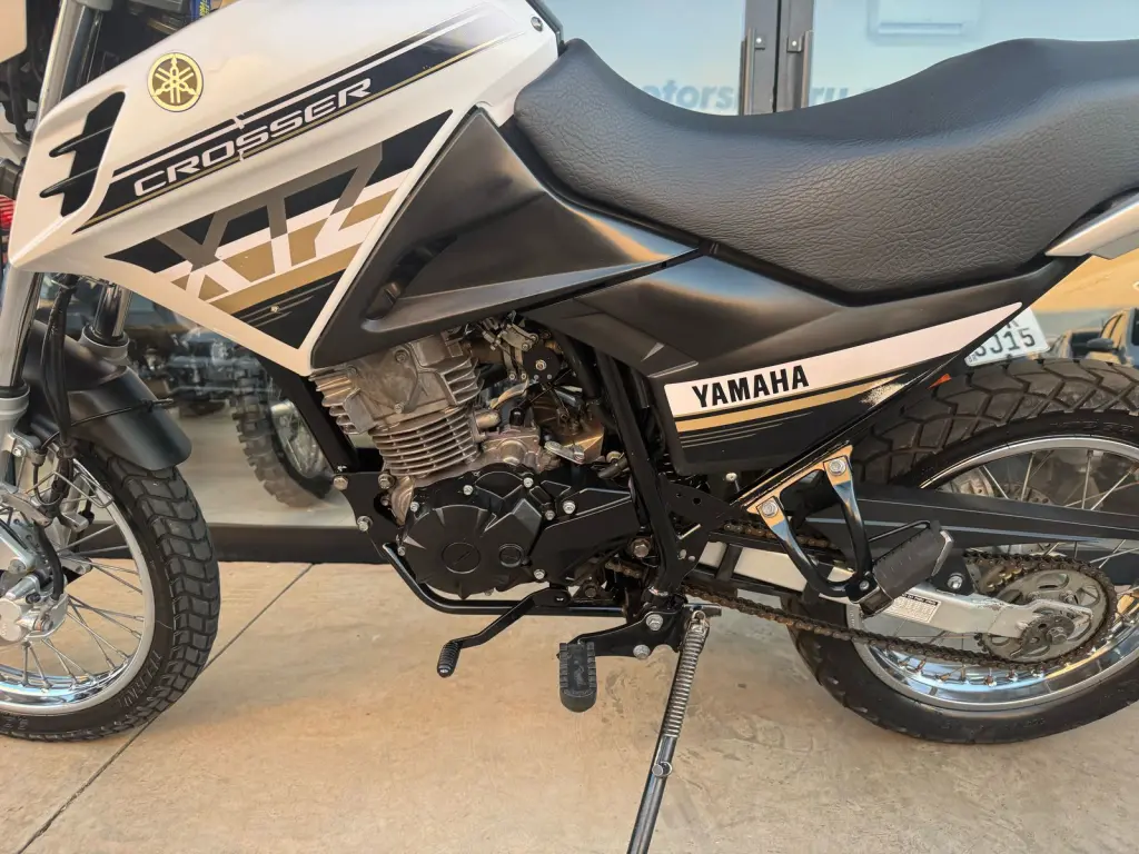 YAMAHA XTZ 150 Crosser - Foto
