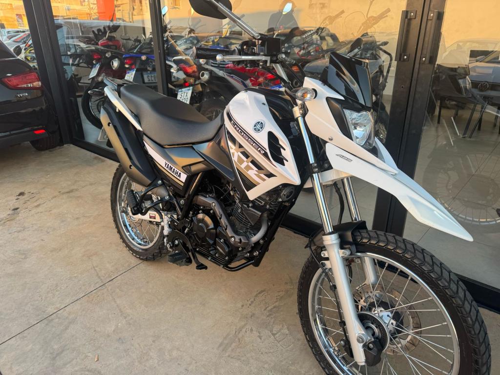 YAMAHA XTZ 150 Crosser - Foto