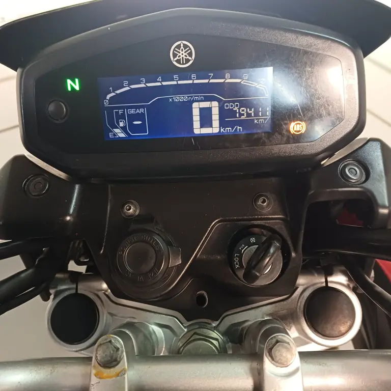 YAMAHA XTZ 150 Crosser - Foto