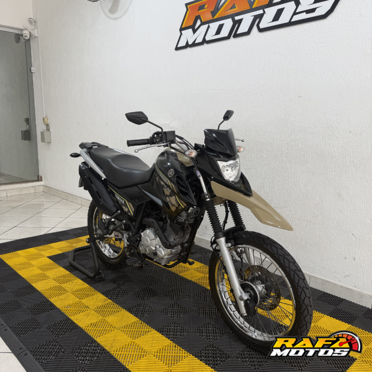 YAMAHA XTZ 150 Crosser - Foto