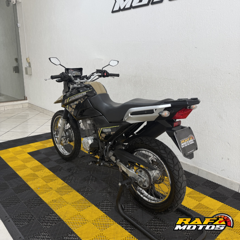 YAMAHA XTZ 150 Crosser - Foto