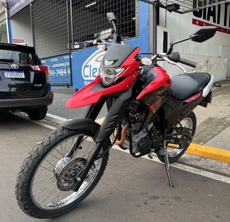 YAMAHA XTZ 250 - Foto