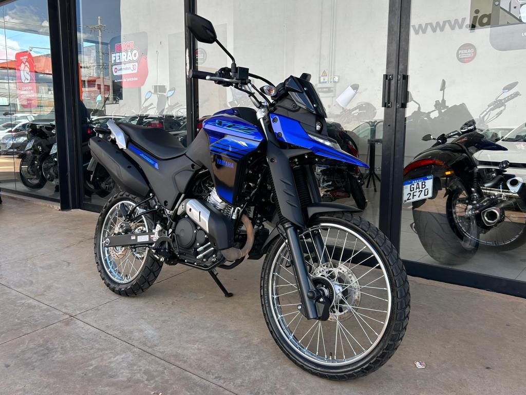 YAMAHA XTZ 250 - Foto