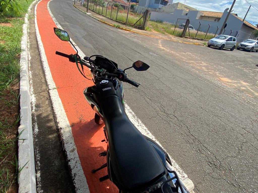 YAMAHA XTZ 250 - Foto