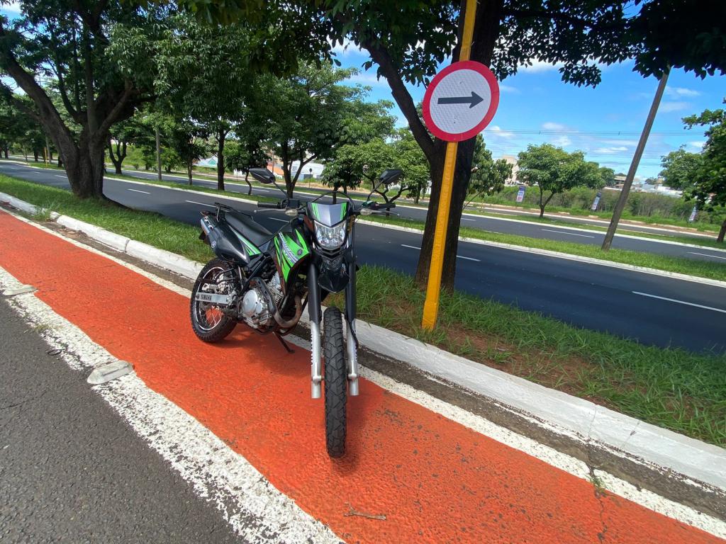 YAMAHA XTZ 250 - Foto