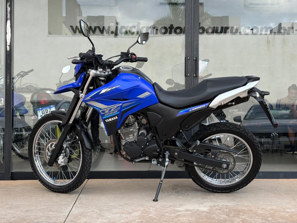 YAMAHA XTZ 250 - Foto