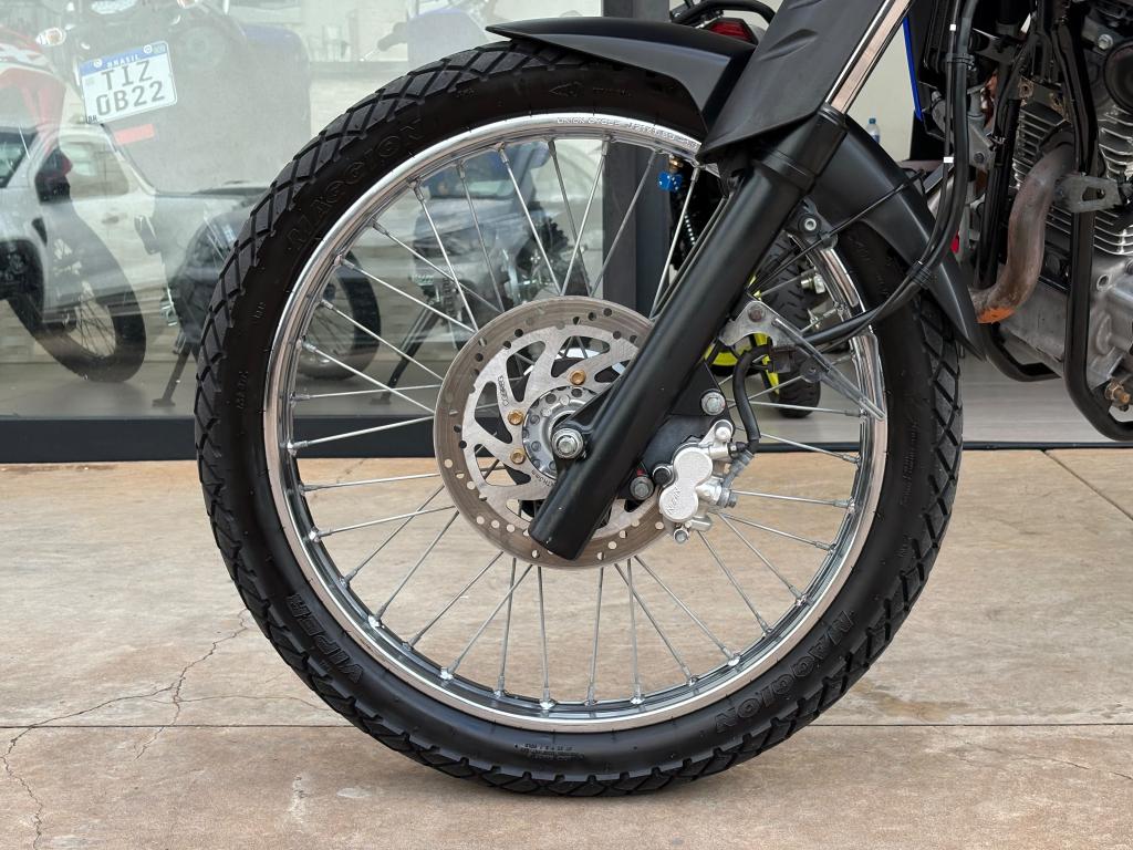 YAMAHA XTZ 250 - Foto