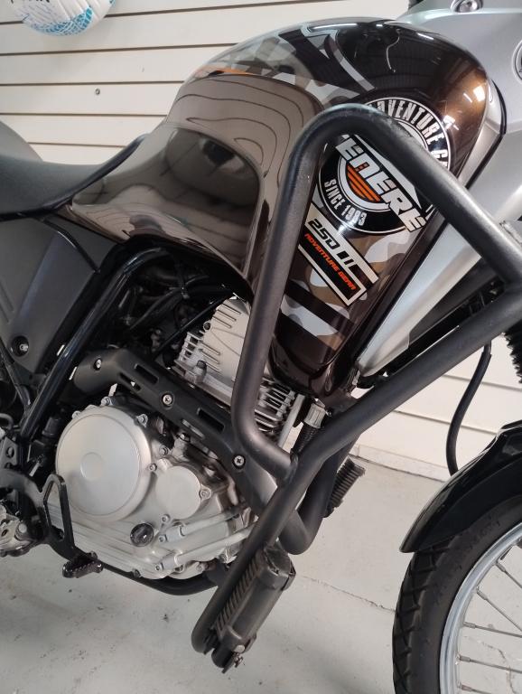 YAMAHA XTZ 250 - Foto