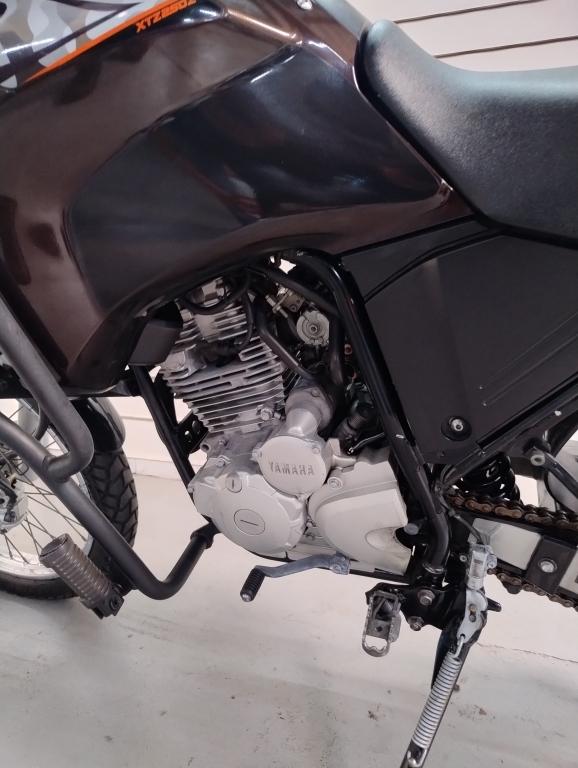 YAMAHA XTZ 250 - Foto
