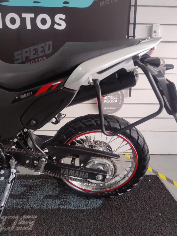 YAMAHA XTZ 250 - Foto