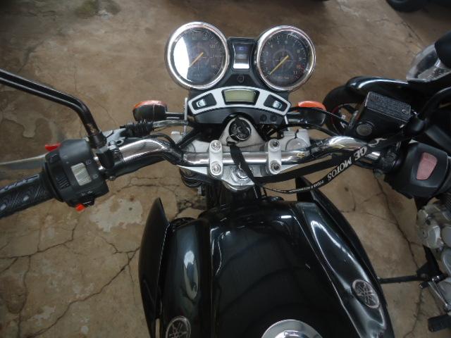 YAMAHA YS Fazer 250 - Foto