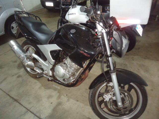 YAMAHA YS Fazer 250 - Foto