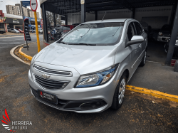 CHEVROLET Onix Hatch 1.4 4P FLEX LT