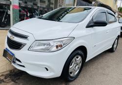 CHEVROLET Onix Hatch 1.0 4P FLEX CHEVROLET Onix Hatch 1.0 4P FLEX