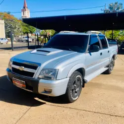 CHEVROLET S10 2.8 12V EXECUTIVE CABINE DUPLA  4X4 TURBO DIESEL