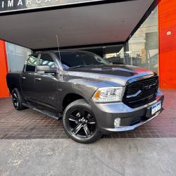 DODGE Ram 5.7 V8 32V 4P HEMI LARAMIE NIGHT EDITION 4X4 AUTOMÁTICO DODGE Ram 5.7 V8 32V 4P HEMI LARAMIE NIGHT EDITION 4X4 AUTOMÁTICO
