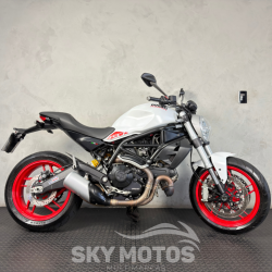 DUCATI Monster 797 
