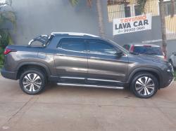 FIAT Toro 1.3 16V 4P FLEX 270 TURBO VOLCANO AUTOM�TICO