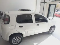 FIAT Uno 1.0 4P FLEX ATTRACTIVE