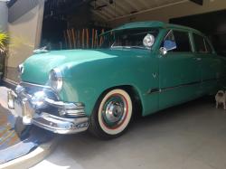FORD Custom 3.9 V8 DELUXE TUDOR