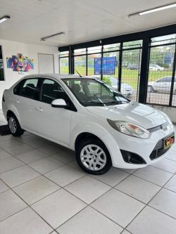 FORD Fiesta Sedan 1.6 16V 4P SE FLEX FORD Fiesta Sedan 1.6 16V 4P SE FLEX
