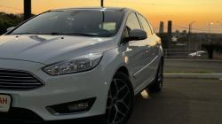FORD Focus Hatch 2.0 16V 4P FLEX TITANIUM POWERSHIFT AUTOMTICO