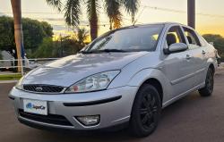 FORD Focus Sedan 2.0 16V 4P GHIA